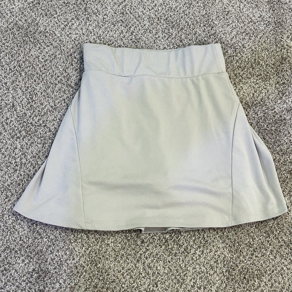 High wasted, taupe, tennis skort, size S